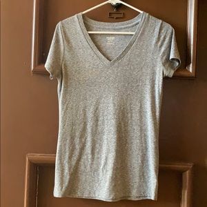 grey v neck women’s top OPEN TO REASONABLE OFFERS